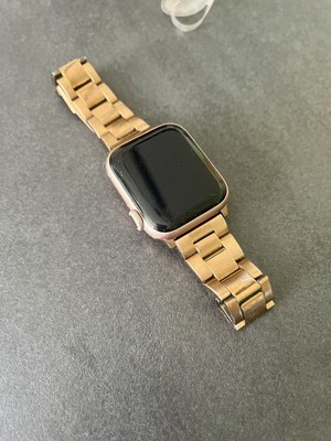 Apple Watch Series 5 40mm Goldton Aluminiumgehäuse mit Sandrosa 