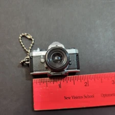 Takara Tomy Pentax Camera Toy Keychain Gashapon Figure 1/3 Scale Random Figure