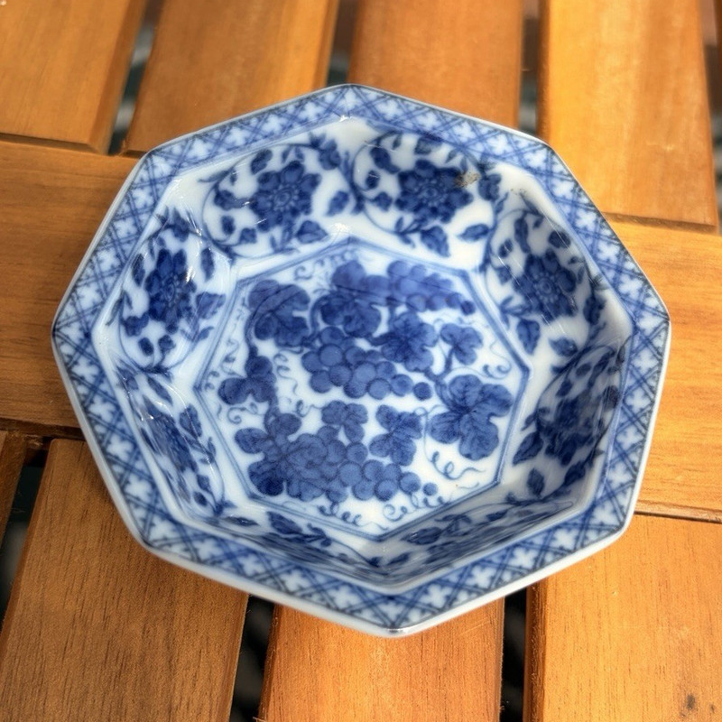 Takahashi Blue & White Octagonal Porcelain Bowl, Made in Japan (Japanese)