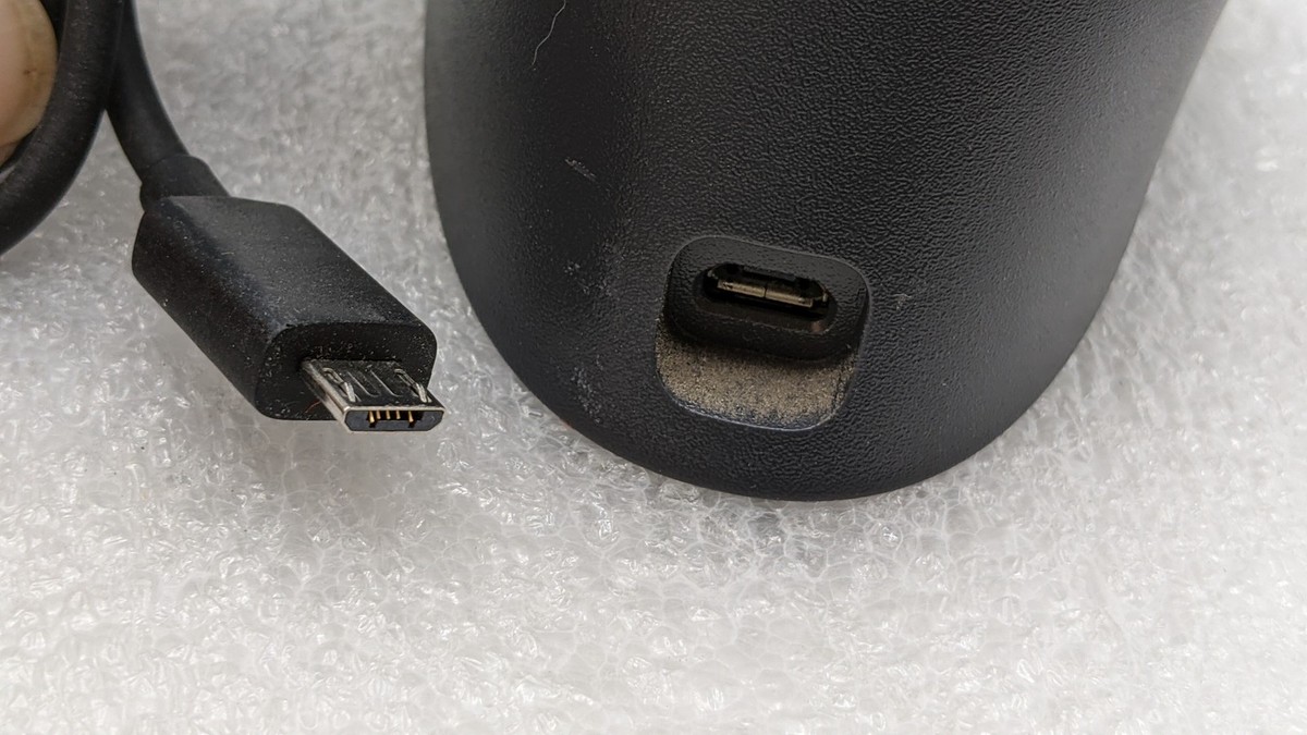 Logitech Harmony Ultimate Telecomando IR Wireless Commutatore AV, Cavo, DVD/Blu-ray, Console Da - Foto 2