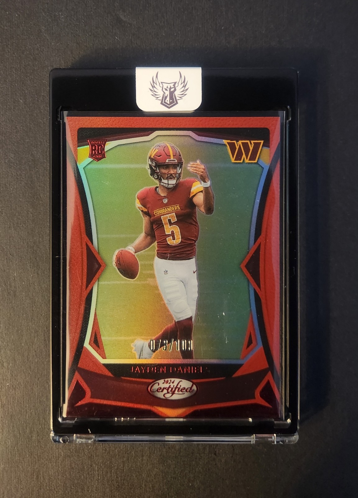 2024 Panini Certified - Rookies Jayden Daniels #102 Red Mirror /100 (RC)