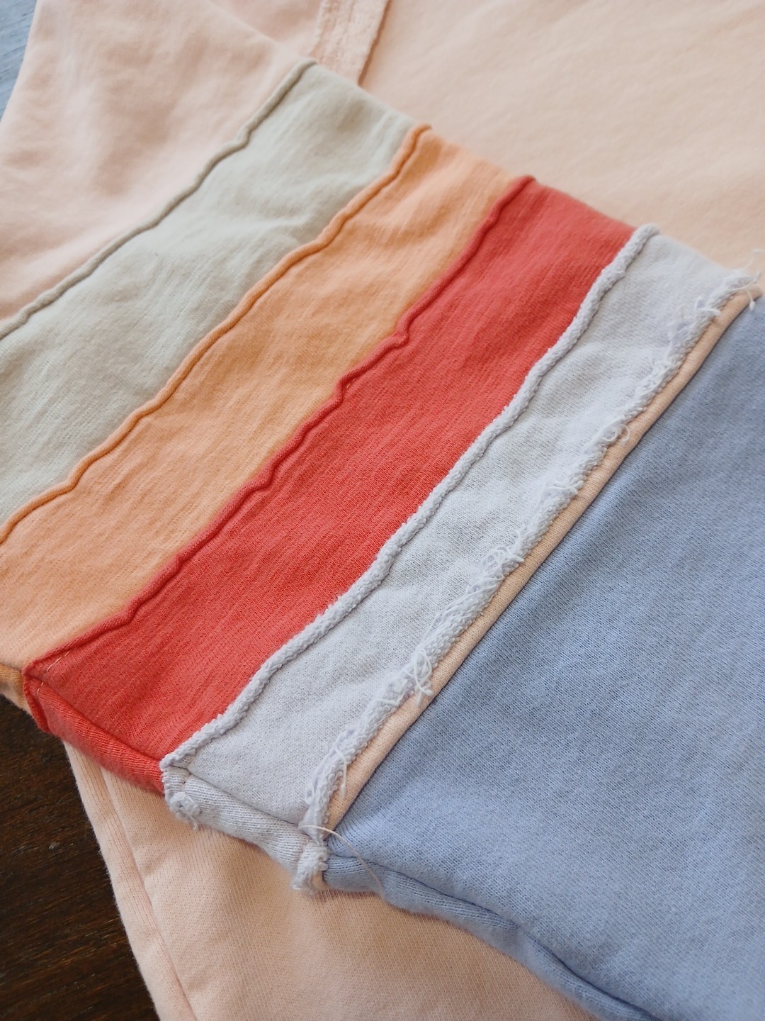 EASEL Colorblock Raw Seams Patchwork Long Sleeve … - image 2