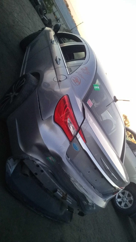 2013 Chrysler 200 Curtain Air Bag Right Black OEM 242577 165K Miles - Imagem 4 de 4