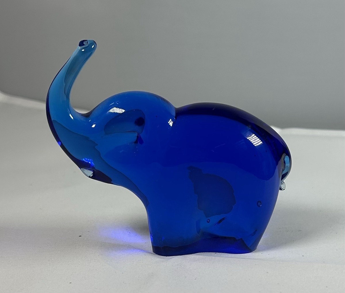  Blue Elephant 花瓶　美品 Vintage Pilgrim Glass Cobalt Blue Elephant Figurine Paperweight