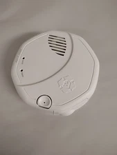 First Alert Smoke Alarm SA520 Hard-Wired w/Battery Back-up. New