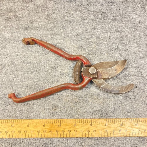 Vintage Garden Shears Pruners Bypass Heavy Duty 9" USA