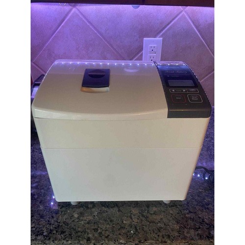 Panasonic Bread Bakery SD-BT55P Macchina automatica per la produzione del pane con dispenser di lievito
