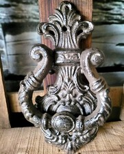 Schwerer Türklopfer Mittelalter Metall Gußeisen Nostalgie Eisen Antik Rost Braun