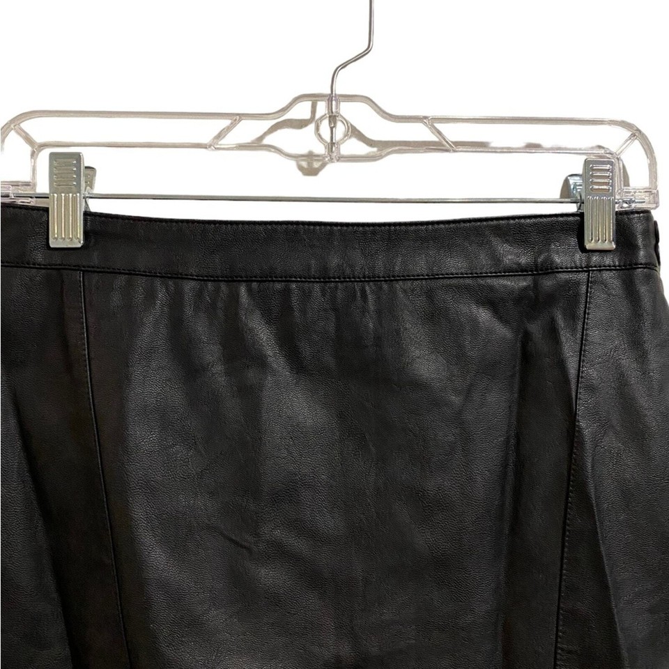 Bardot Black Faux Leather Mini Skirt Sz 6 eBay