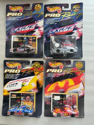 Team Hot Wheels Lot 4x Pro Racing Burton/ Exide Batteries / Labonte / Elliot D62