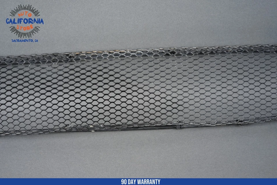 Оригинальная нижняя центральная сетчатая решетка для переднего бампера 03–06 Mercedes W220 S600 S55 AMG - Изображение 4 из 4