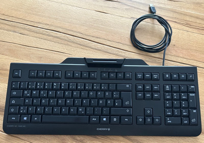 Cherry Tastatur KC 1000 SC mit Kartenleser-Slot, JK-A01, sehr guter Zustand