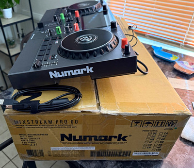 Numark Mixstream Pro Go DJ Controller Touchscreen Built-In Speakers 2-Deck USB