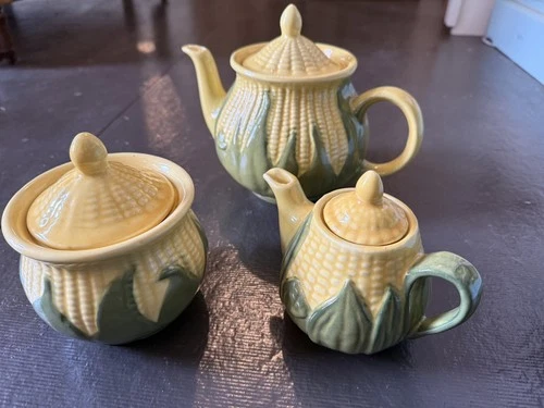 Vintage Shawnee Corn King Tea Set With Tea Pot & Lid, Creamer And Sugar Jar
