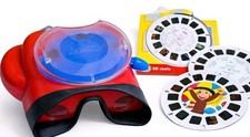 View Master 3D Viewer Fisher Price 2002 Top Load w Reels Curious George Vtg