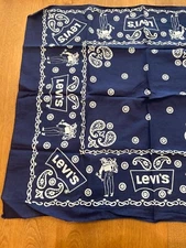 LEVI’S BLUE COWBOY PAISLEY COTTON SQUARE BANDANA HANDKERCHIEF 21” USA