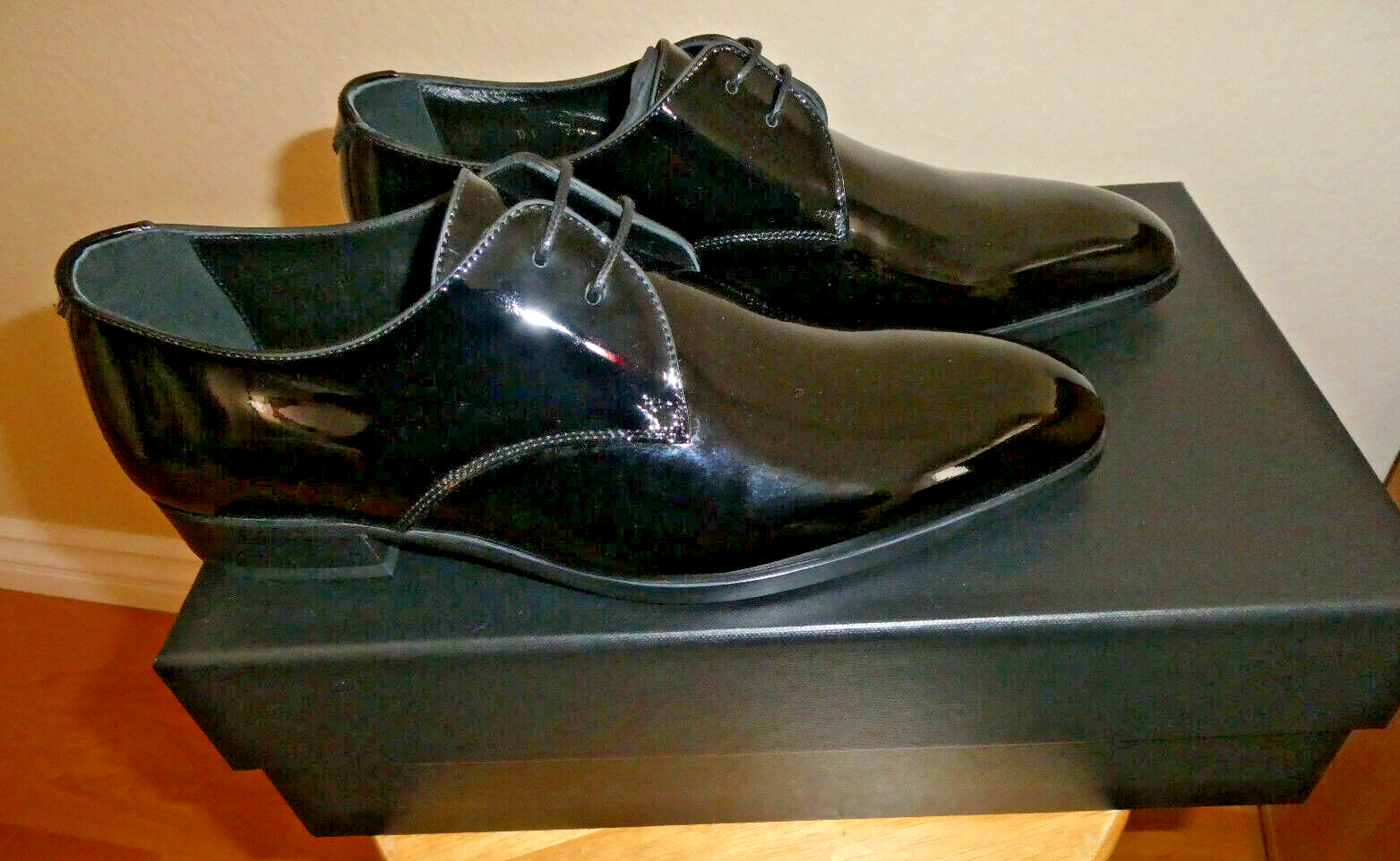 Scarpe stringate donna YSL Saint Laurent nere in vernice YVES taglia 37 5