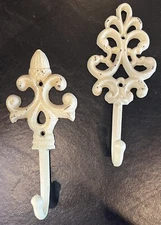 Farmhouse Style Household Hooks - Cream Color - Metal - A0101