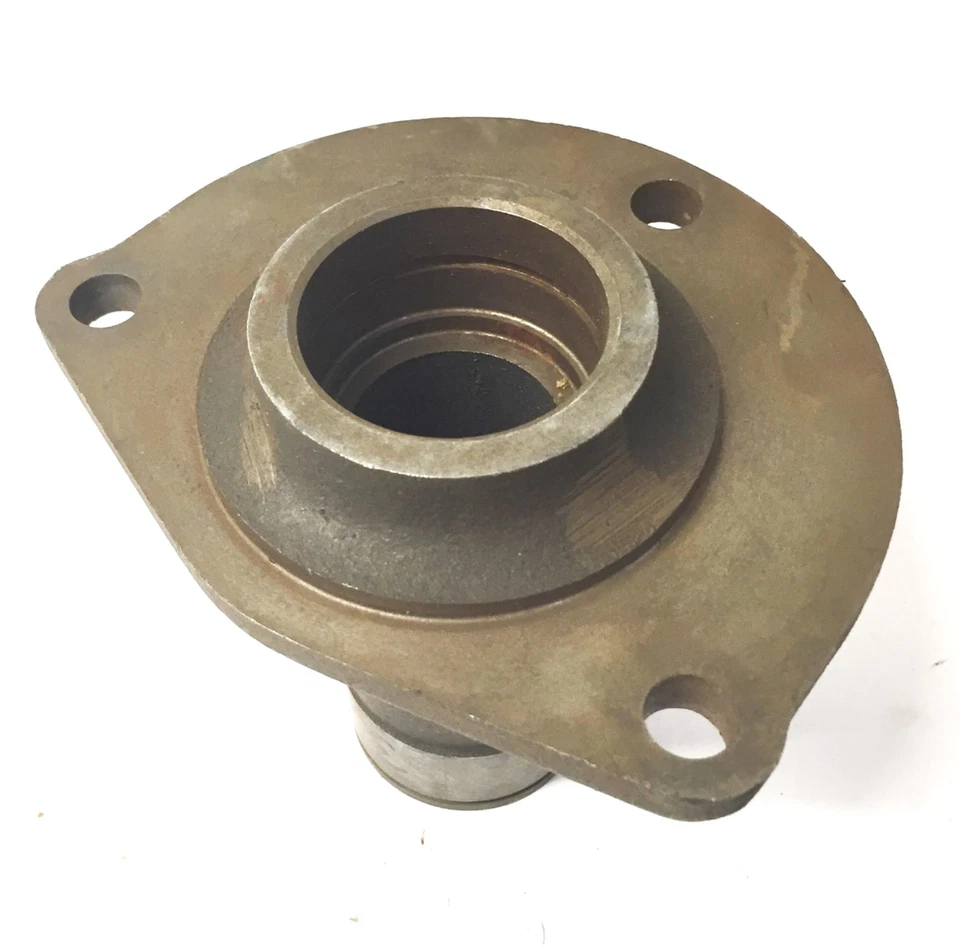 Carcasa de eje gravely 32115 (08534600) USADA Foto 2 de 4