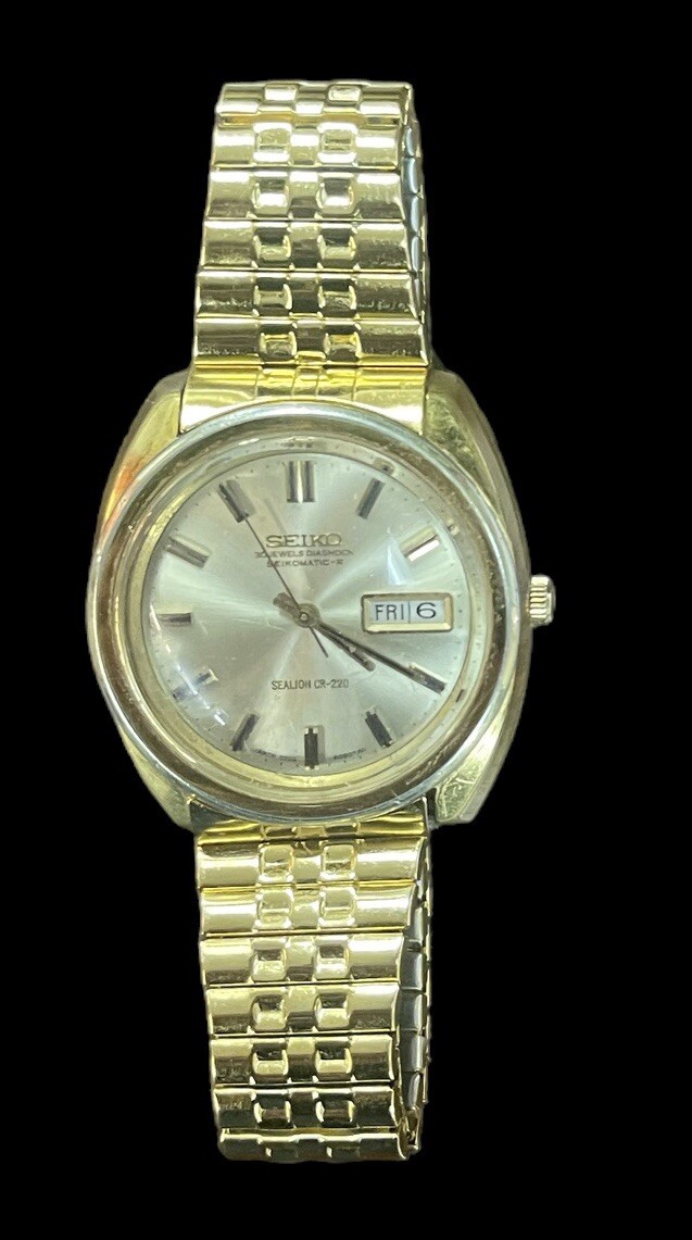 VTG Seiko Watch Seikomatic Automatic 30 Jewels Stretch Band