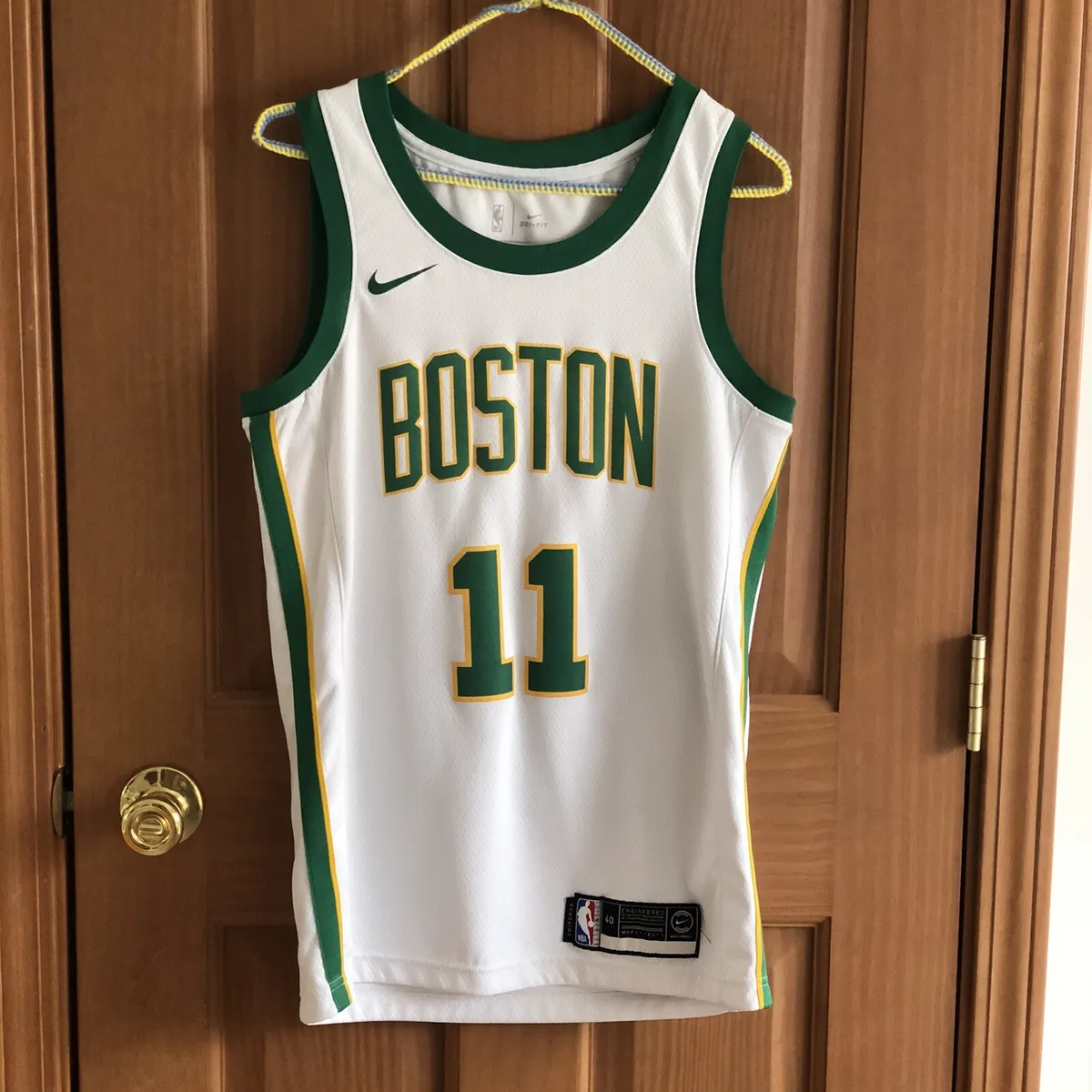 Nike Basketball jersey SWINGMAN in green/ white