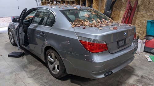 BMW 525I 2007 OE LEFT FRONT DOOR RED REFLECTOR PLUG DRIVER RIGHT 61717044200 4N - Picture 11 of 12