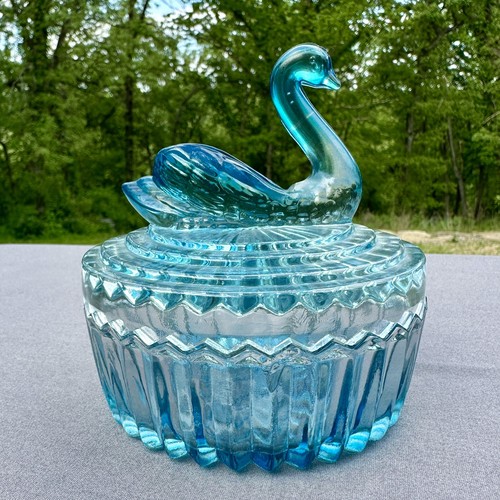 Vintage Jeanette Glass Aqua Blue Swan Covered Trinket PowderDish Lipstick Holder
