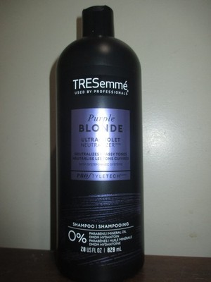 TRESemme Purple Blonde Ultra Violet Neutralizer Shampoo 28 oz