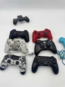 Lot of Video Games Lot (Sega Saturn, 2 Wii&rsquo;s, Xbox, PS1) With Controllers