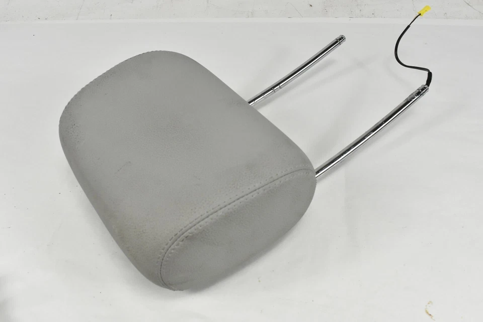 06-09 REPOSACABEZAS ASIENTO DELANTERO IZQUIERDO O DERECHO MERCEDES BENZ W251 R350 R500 R320 Foto 2 de 4