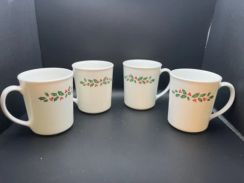 4 Vintage Holly Days Christmas Corning Corelle Coffee Cups Mugs