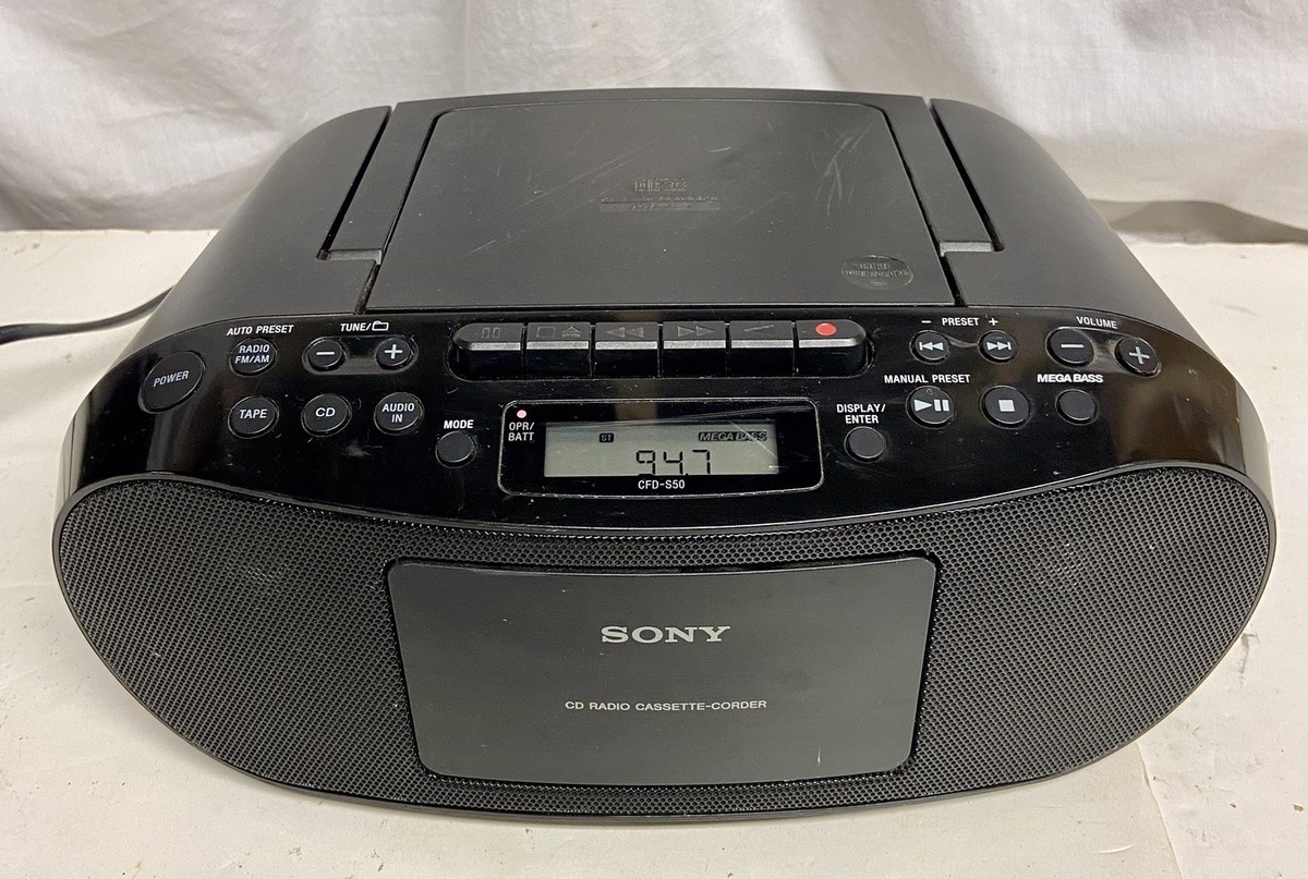 Sony CFD-S50 Stereo CD Player Cassette-Recorder AM/FM Radio