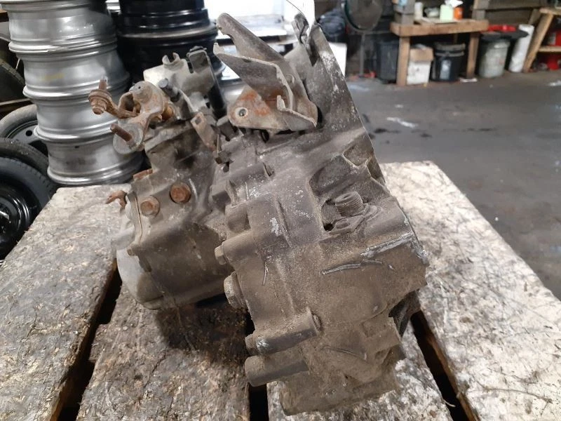 Manual Transmission DOHC Fits 92-93 STORM 614339 Foto 4 de 4