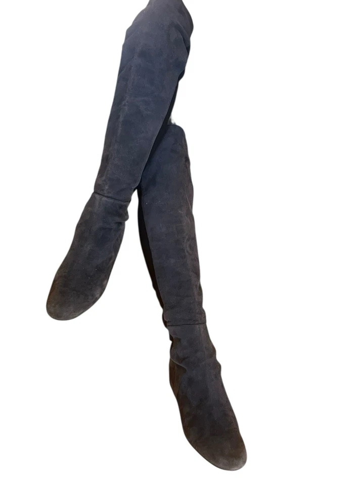 BOTA DE CUÑA POR ENCIMA DE LA RODILLA STUART WEITZMAN LANDER 50/50 AZUL MARINO GAMUZA ELÁSTICA OTK 10 Foto 4 de 4