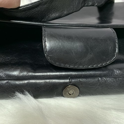 Tano New York Polished Black Leather Shoulder Unique Front Flap Magnetic Snap - Picture 15 of 24