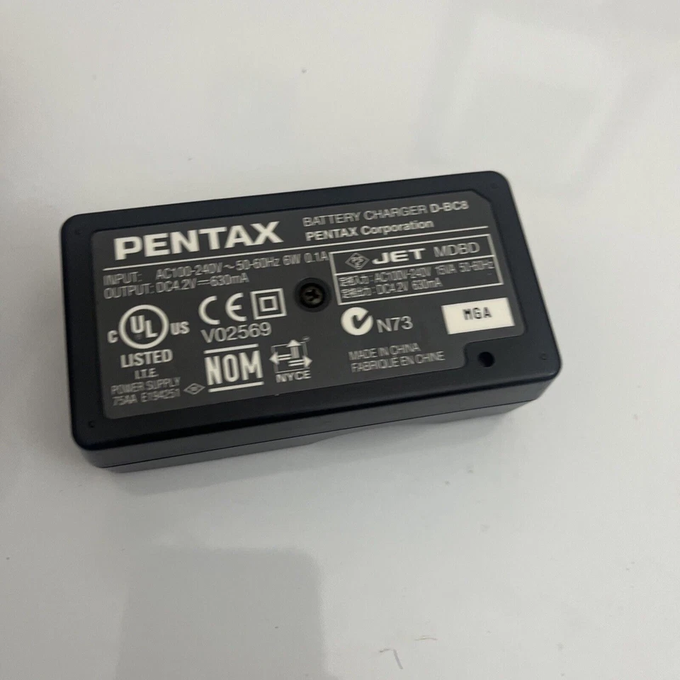Genuine Pentax D-BC8 Battery Charger for DL18 Optio S6, S5z, S5i, WPi WP - Image 4 of 4