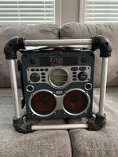 BOSCH PB10-CD POWER BOX Jobsite AM/FM Radio Battery Charger GFCI