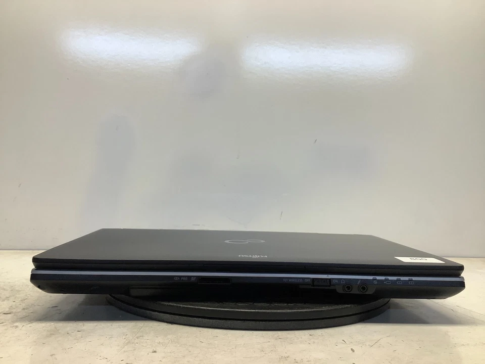 Fujitsu LifeBook E751 Intel i5-2520M 2,5 GHz 1 GB SIN DISCO DURO/batería Foto 3 de 4