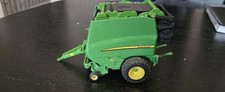 BRITAINS 1:32 SCALE 42784 JOHN DEERE 990 ROUND BALER Metal Farm Vehicles