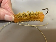 12 Orange Skettiback Catfish Dip Bait Stinkbait Worms w/ Single Hooks