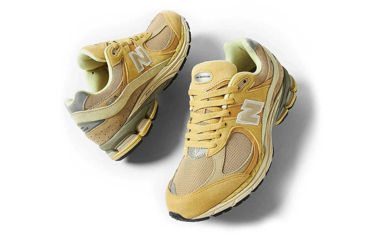 AURALEE x New Balance 2002R Yellow Beige M2002RE1 Men's US5-14 NEW
