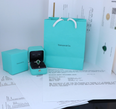 $45000 Tiffany Co Platinum GIA Pear 2.19 Green Emerald Diamond