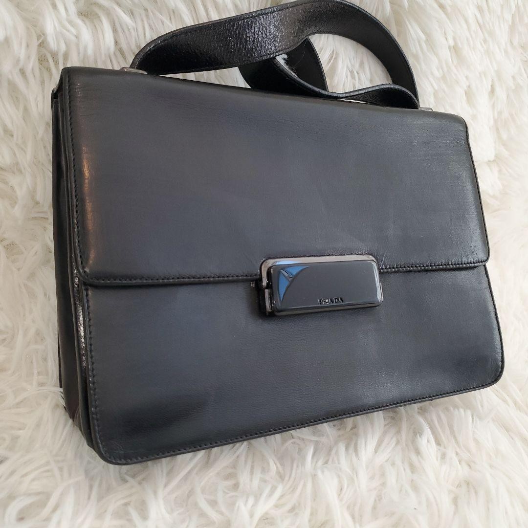 Excellent Condition PRADA All Leather Shoulder Bag Black Vintage thumbnail 3