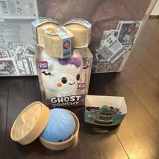 Crazy Fun Ghost Squishy Squeeze Toy RMS White/Purple Ages 6 MPN US103-0788