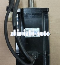 1PC Used Yaskawa SGM-08V312 Servo Motor