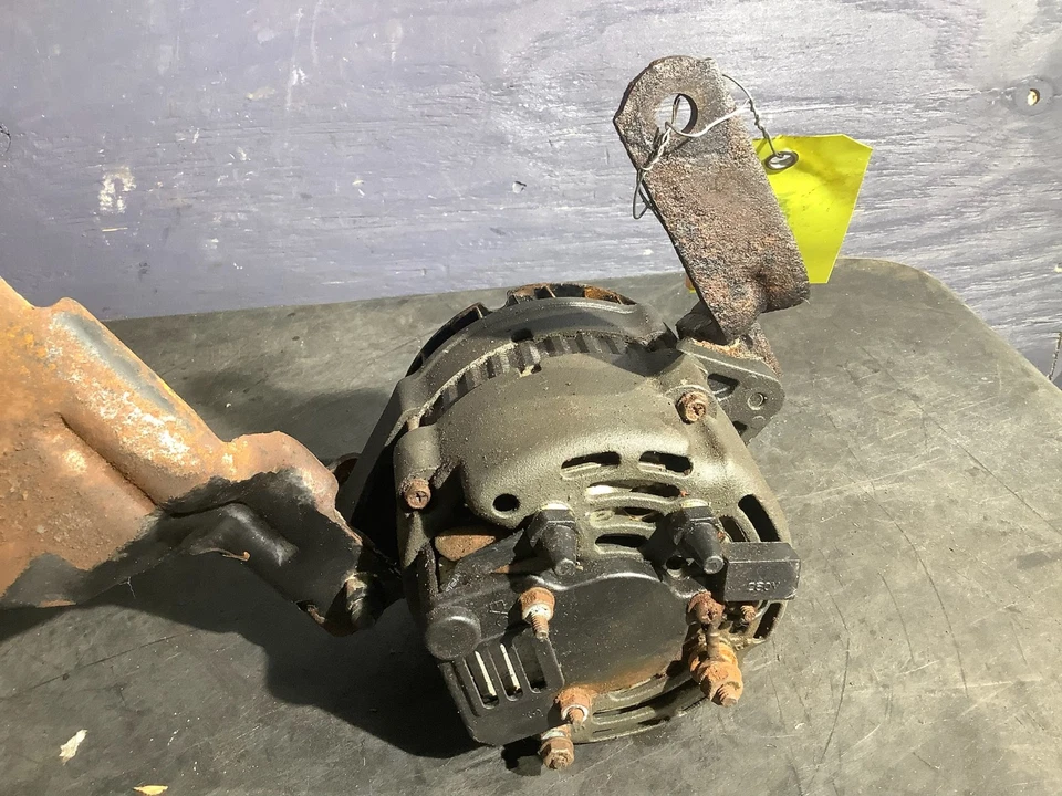 Mercruiser 5.0 Mando Type 65 Amp/12 Volt Marine Alternator + Bracket Assy. - Image 4 of 4