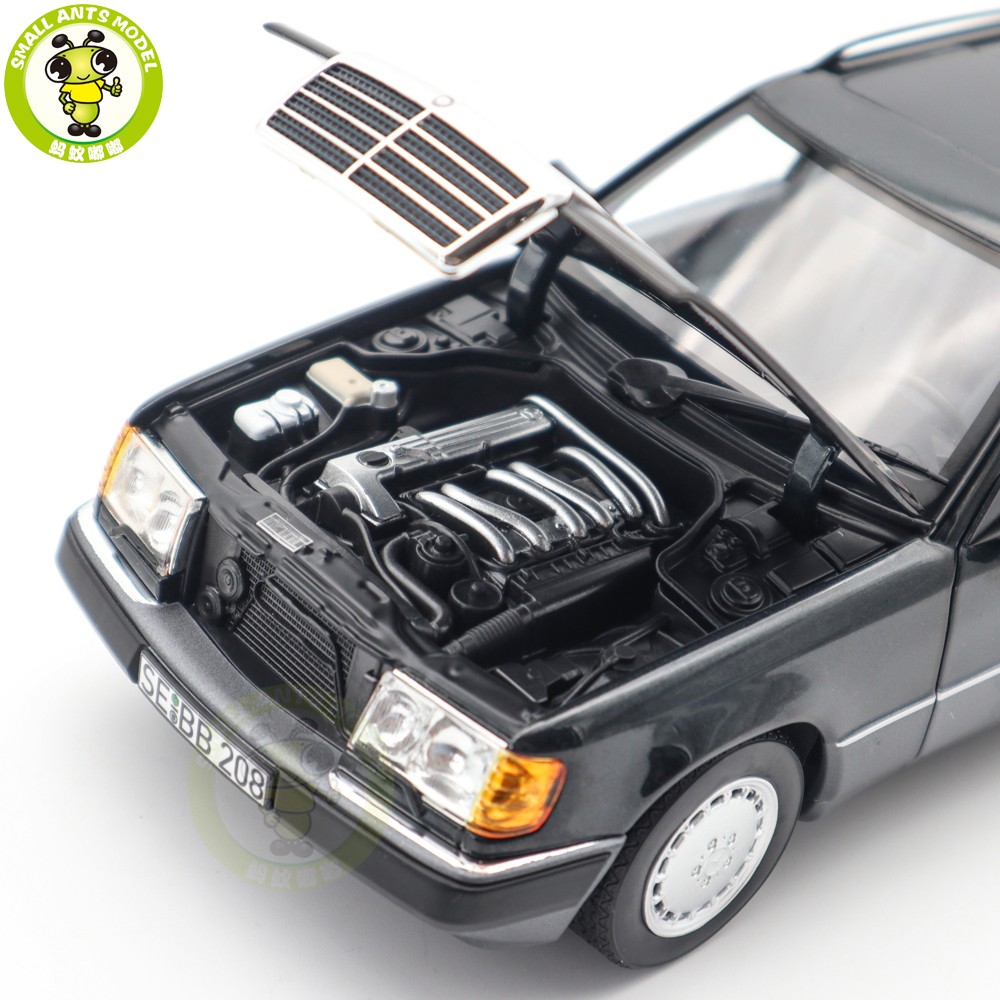 1/18 Mercedes Benz 300 DT-Model S124 1990 Norev 183960 Diecast