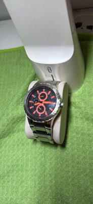 Quartz Chronograph Analog Sport Wristwatch Silver Bracelet Black/Red Dial