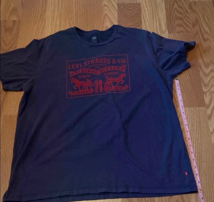 Mens XL Levi's Jeans Brand navy Blue Short Sleeve Tee red western logo euc Tee