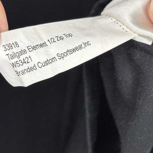 NWOT Nike Dri-fit Wichita State Shockers WSU 1/2 Zip Track Women Jacket Black XL - Picture 6 of 7